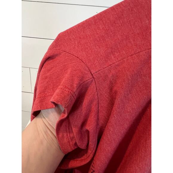 Patagonia Red Slim Fit Graphic Short Sleeve Pacific Iron Works Women size Small - Picture 11 of 11